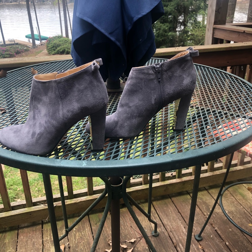 Kate Spade Suede zippered booties